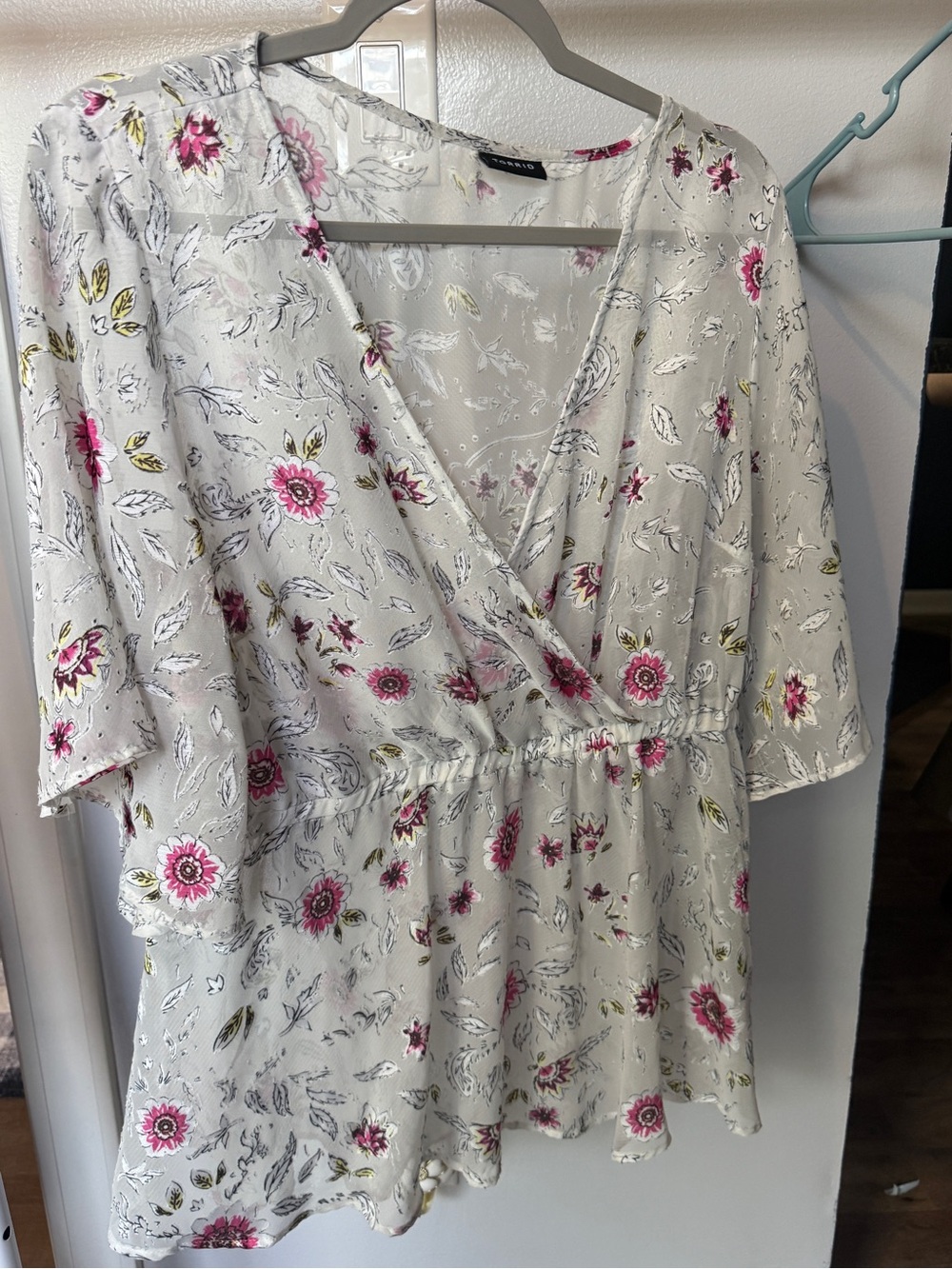 Torrid Floral Sheer Top - size 0